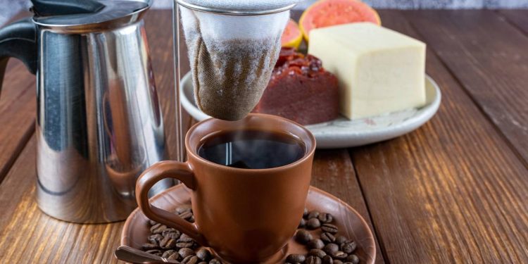 Como o café da manhã caseiro pode fazer sobrar dinheiro todo mês