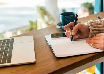 Como criar um planner financeiro personalizado gastando até R$ 40