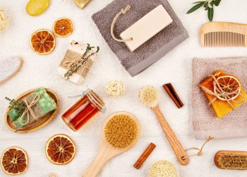 Garanta uma renda extra de R$ 400 por mês com kits de beleza