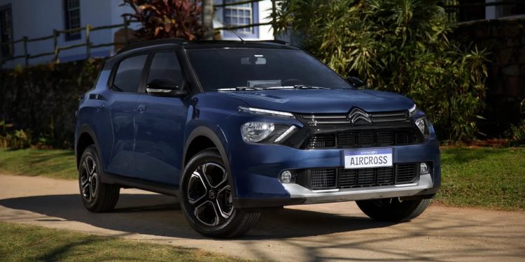 Famílias ficam surpresas com o novo carro de 7 lugares acessível, que acomoda todo mundo e ainda economiza combustível