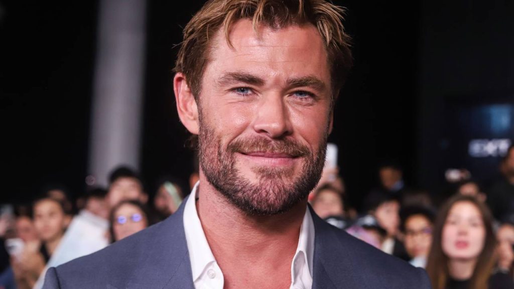 Ator que se tornou o Thor no Universo Marvel, foi um dos mais bem pagos do mundo e tem uma fortuna de US$ 130 milhões