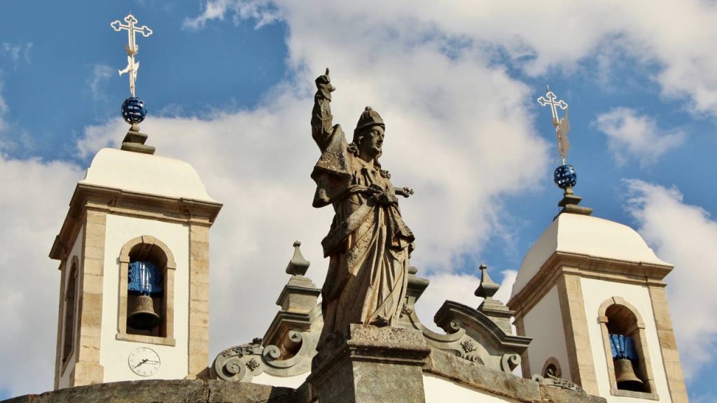 Cidade mineira, fundada no século 18, abriga a obra-prima do mestre Aleijadinho