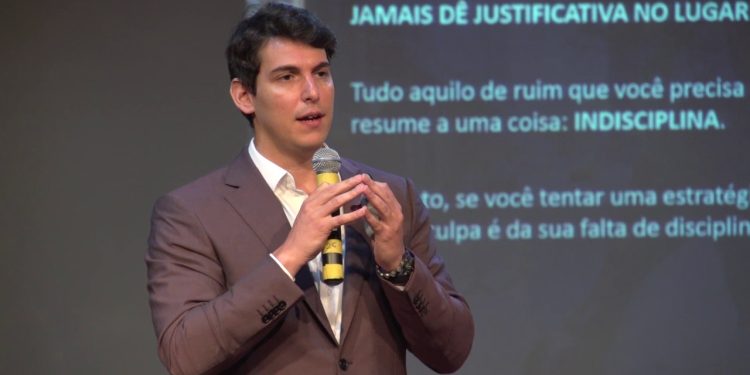 Atom Educação mira no Brasil que ainda está fora da internet