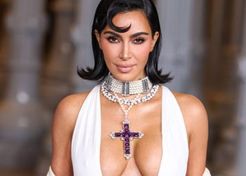 Ícone da cultura pop que entrou na lista de bilionários da Forbes com uma fortuna de US$ 1.7 bilhão