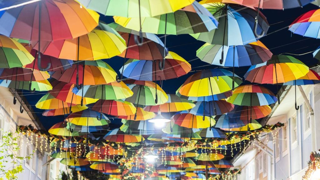 Casais elegem o destino fluminense que oferece cachoeiras e um clima romântico aos pés da serra