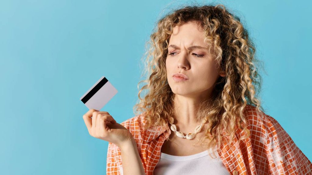 A forma mais simples de conseguir cartão mesmo com o nome sujo