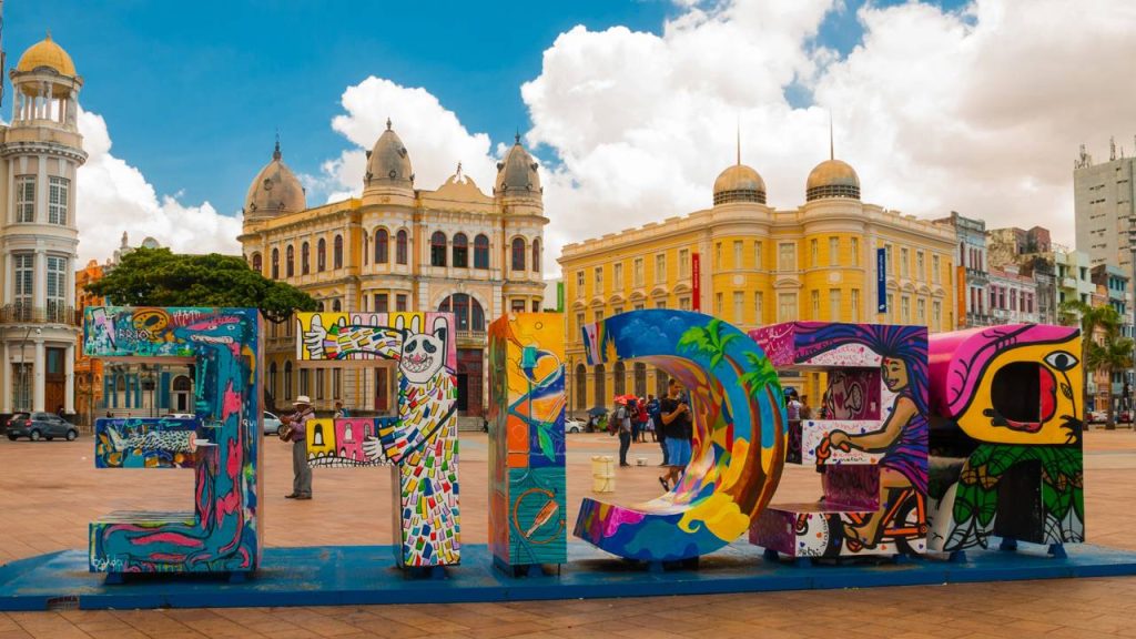 Recife conquista turistas com seu mix de história, praias e gastronomia que celebram o verdadeiro espírito nordestino