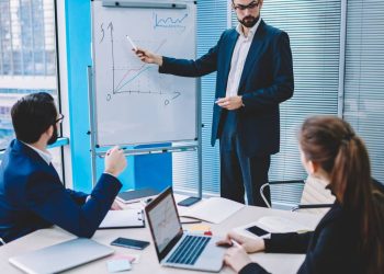 Profissionais estão migrando para uma carreira pouco falada na tecnologia que paga alto e virou sonho de muita gente