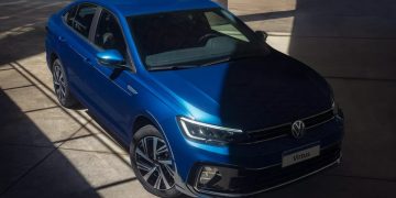 O novo modelo da Volkswagen chega com visual renovado e desempenho digno de carro premium