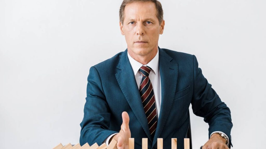 O Serasa oferece abatimentos altos e a chance de limpar o nome rápido.