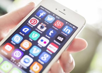 O novo queridinho do mercado digital que faz do celular uma máquina de lucro