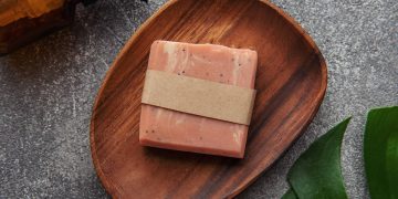 Faça seu próprio perfume com apenas R$ 12 e muita autenticidade