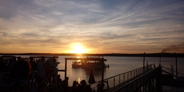Essa cidade da Paraíba está encantando turistas com seu ritmo leve e praias perfeitas