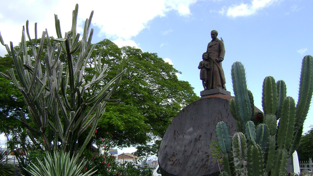Esta cidade baiana encanta visitantes com sua alma sertaneja marcante