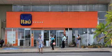 Se você tem conta ativa no Itaú, nunca abra este tipo de arquivo de extrato mensal enviado por e-mail com anexo em formato PDF