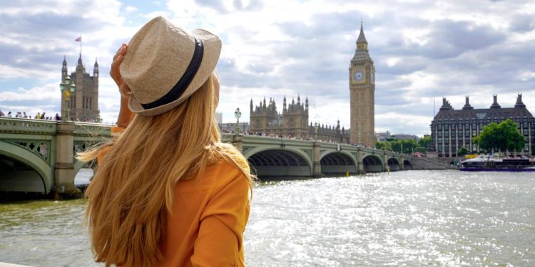 A energia de Londres mexe com visitantes e guarda um detalhe inesperado