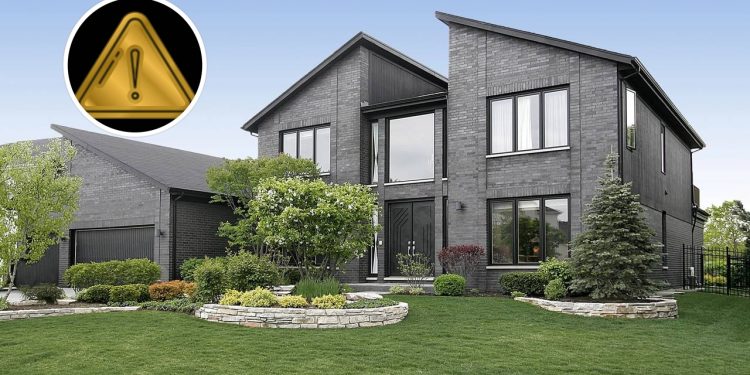 Você sabia que o imóvel de leilão pode estar ocupado? Veja o que fazer