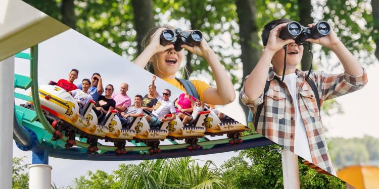 O maior parque temático da América Latina reúne adrenalina, shows e muita fantasia.