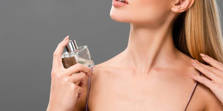 5 perfumes femininos por menos de R$ 90 que duram o dia inteiro