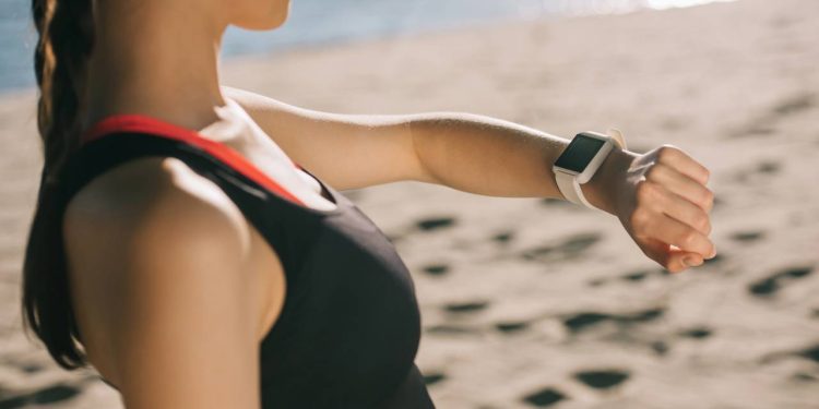 Relógios digitais acessíveis que oferecem funções práticas para o dia a dia - Créditos: depositphotos.com / VitalikRadko