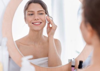 Quer gastar menos com cuidados para a pele? Produtos eficazes por até R$ 59