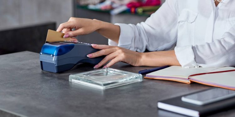 Comunicado importante para quem vai comprar eletrônicos sobre as regras da garantia estendida