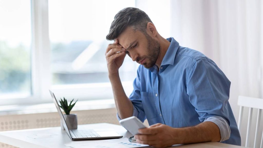 Se alguém ligar pedindo o código de segurança do seu cartão para cancelar uma compra, desligue!