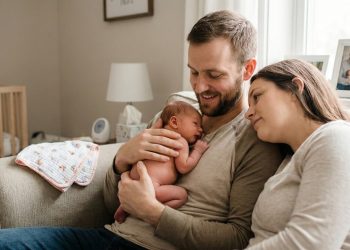 Atenção, novos pais, a licença-paternidade de 5 a 20 dias é um direito garantido por lei