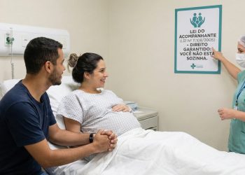 Comunicado importante para gestantes e hospitais sobre a obrigatoriedade do acompanhante no parto