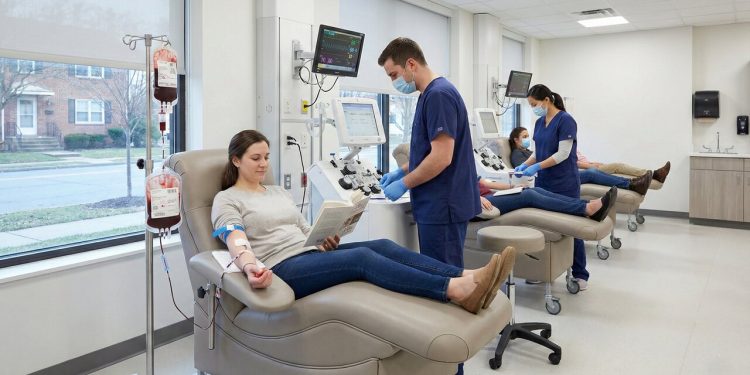 Você é doador de sangue? Saiba que você pode ter direito a benefícios como prioridade em filas