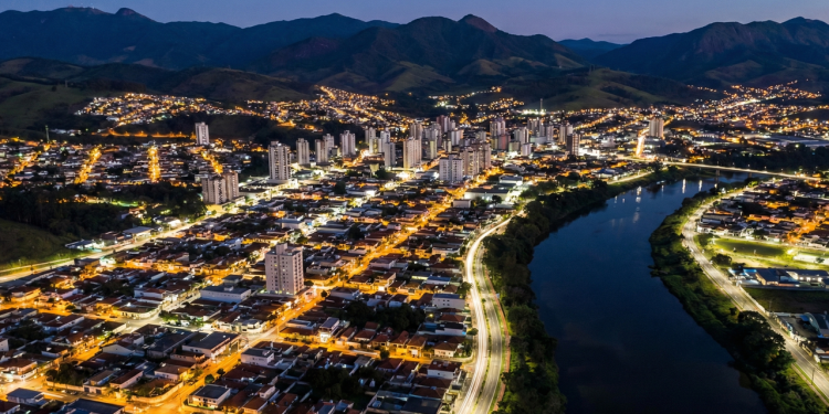 Este polo industrial do Vale do Paraíba se destaca na reciclagem de alumínio e oportunidades de trabalho