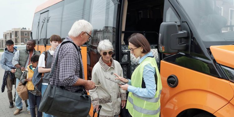 Comunicado para todos os aposentados e idosos sobre o benefício da passagem gratuita em ônibus