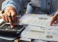Inadimplência empresarial bate recorde em outubro e atinge 8,7 milhões de empresas, aponta Serasa