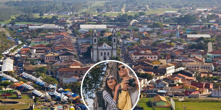 Cidade do litoral de SP, fundada em 1538, é uma das mais antigas do Brasil e preserva o maior conjunto de casario colonial do estado