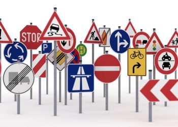 Essas placas parecem simples, mas custam caro aos motoristas