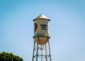 Warner Bros. pede para acionistas recusarem proposta da Paramount