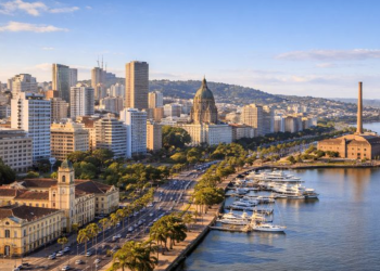 Essa capital brasileira chama atenção pela cultura e pôr do sol icônico