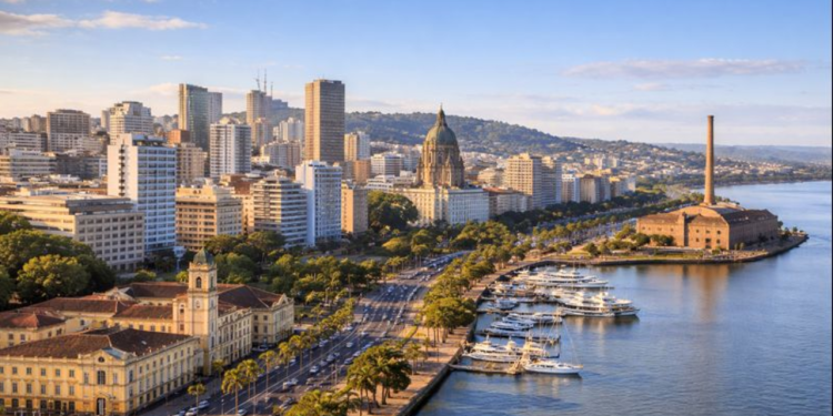 Essa capital brasileira chama atenção pela cultura e pôr do sol icônico