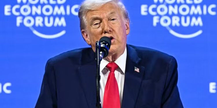 Imagem: Presidente dos EUA, Donald Trump, no Fórum Econômico Mundial em Davos/ Fabrice Coffrini/ AFP