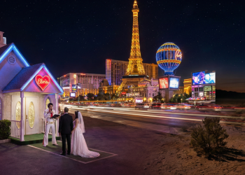 A cidade do pecado que brilha no deserto: onde você pode casar com o Elvis e ver a Torre Eiffel no mesmo dia