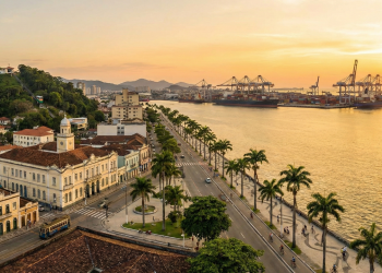 A cidade paulista à beira-mar que atrai moradores pela qualidade urbana e serviços
