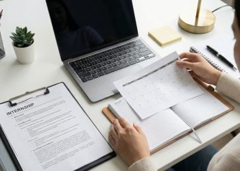 Todo brasileiro que faz estágio remunerado precisa saber deste seu direito de trinta dias de férias remuneradas