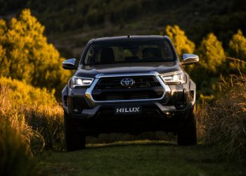 Robustez mecânica e fama de indestrutível mantêm a Hilux no topo das picapes