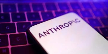 Nova IA da Anthropic pressiona ações de tecnologia e elimina US$ 285 bilhões em um dia