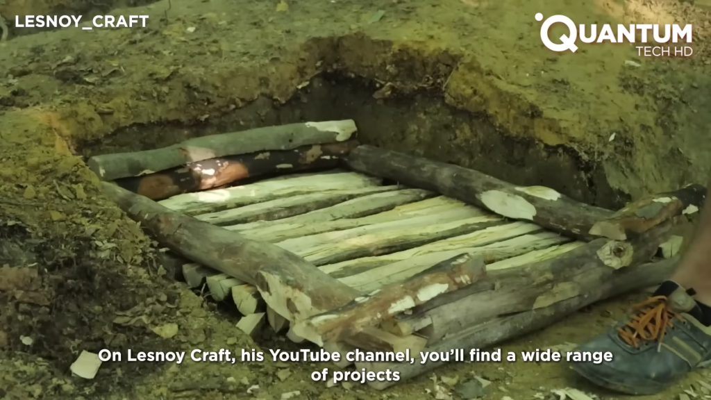 Homem constrói incrível cabana subterrânea na floresta usando apenas ferramentas manuais