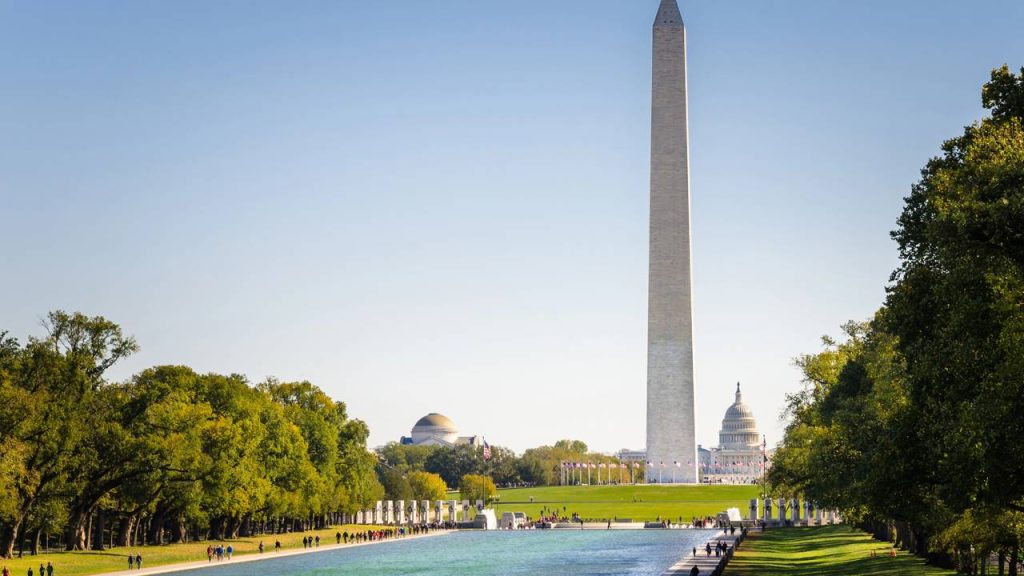 Avenida em Washington ganha fama por seus 3,2 km de extensão, pois seus monumentos de 1791 viraram o coração histórico e democrático dos EUA