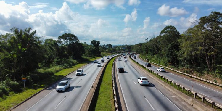 Com pavimento de alto desempenho e manutenção constante, rodovia do interior paulista é considerada uma das mais bem conservadas do país