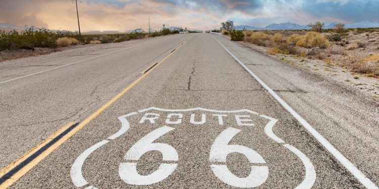 A histórica rodovia americana de 3.940 km de extensão inaugurada em 1926 cruzava oito estados e virou a rota mais famosa do planeta