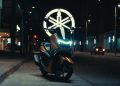 A scooter urbana da Yamaha aposta em conectividade, freios ABS nas duas rodas e segurança avançada para dominar o trânsito em 2026