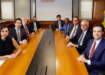 Ata do Copom reforça corte de juros em março, mas despista sobre magnitude